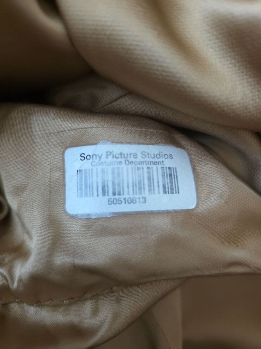 Vintage Sony Studios Wardrobe x GENTRY 100% Camel Hair Beige Overcoat Sz 44R - Picture 9 of 10